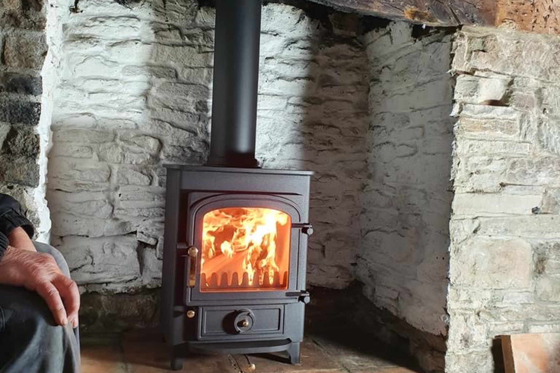 ClearView Clearview Pioneer 400 wood-burning stove excellent condition. 